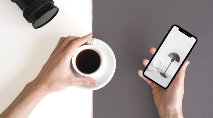 Why Should You Consider Repairing Your Apple Device Instead of Replacing It? apple-repair-air-device-ce coffee mobile