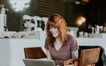 Tech Deals: Unleash the Power Business Girl Laptop Technology Restaurant