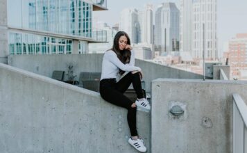 Step Up Your Style with Shoe Deals: Save Big on Trendy Footwear! Girls Fashion Shoes Building