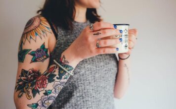 Wellness Deals: Nourish Your Mind and Body with Unbeatable Discounts! Shop Now! Health Fitness Cup Girl