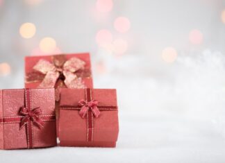 Seasonal Offers: Get in the Spirit Seasonal Offers Gifts Present