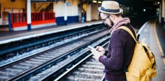 Upgrade Your Smartphone with Great Deals Travel Men Bag Rail tour hat mobile