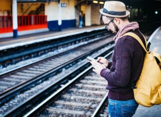 Upgrade Your Smartphone with Great Deals Travel Men Bag Rail tour hat mobile