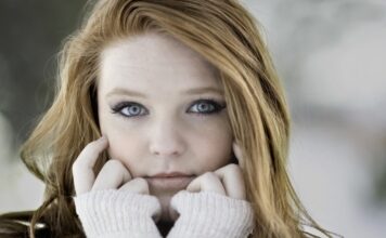 Fashionable Savings: Explore Exclusive Clothing Deals! Women Girl Winter Clothing